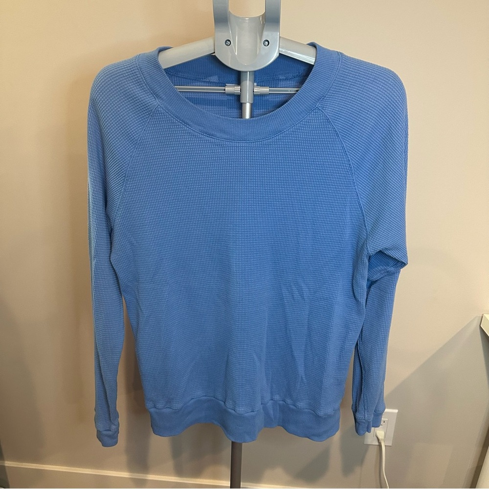 TNA Aritzia Blue Waffle Knit Crewneck Sweatshirt Thermal Pullover Size L